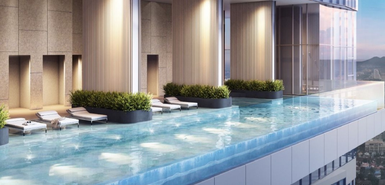 SKY PARK LUCEAN JOMTIEN PATTAYA 3,900,.000 THB .