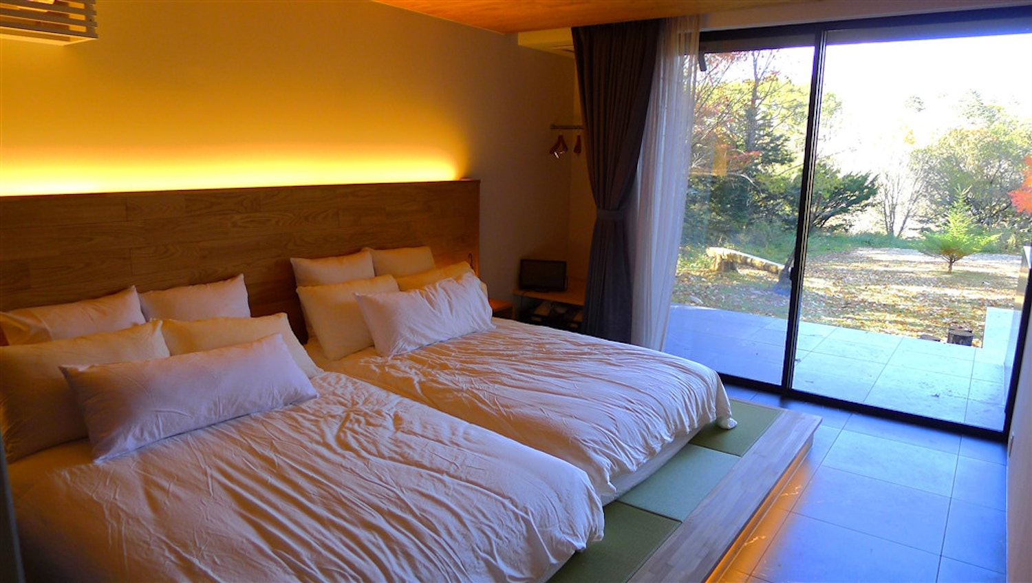 Property  Modern-Style
